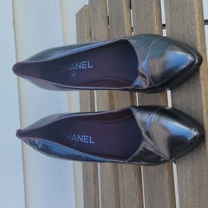 Chanel Pumps